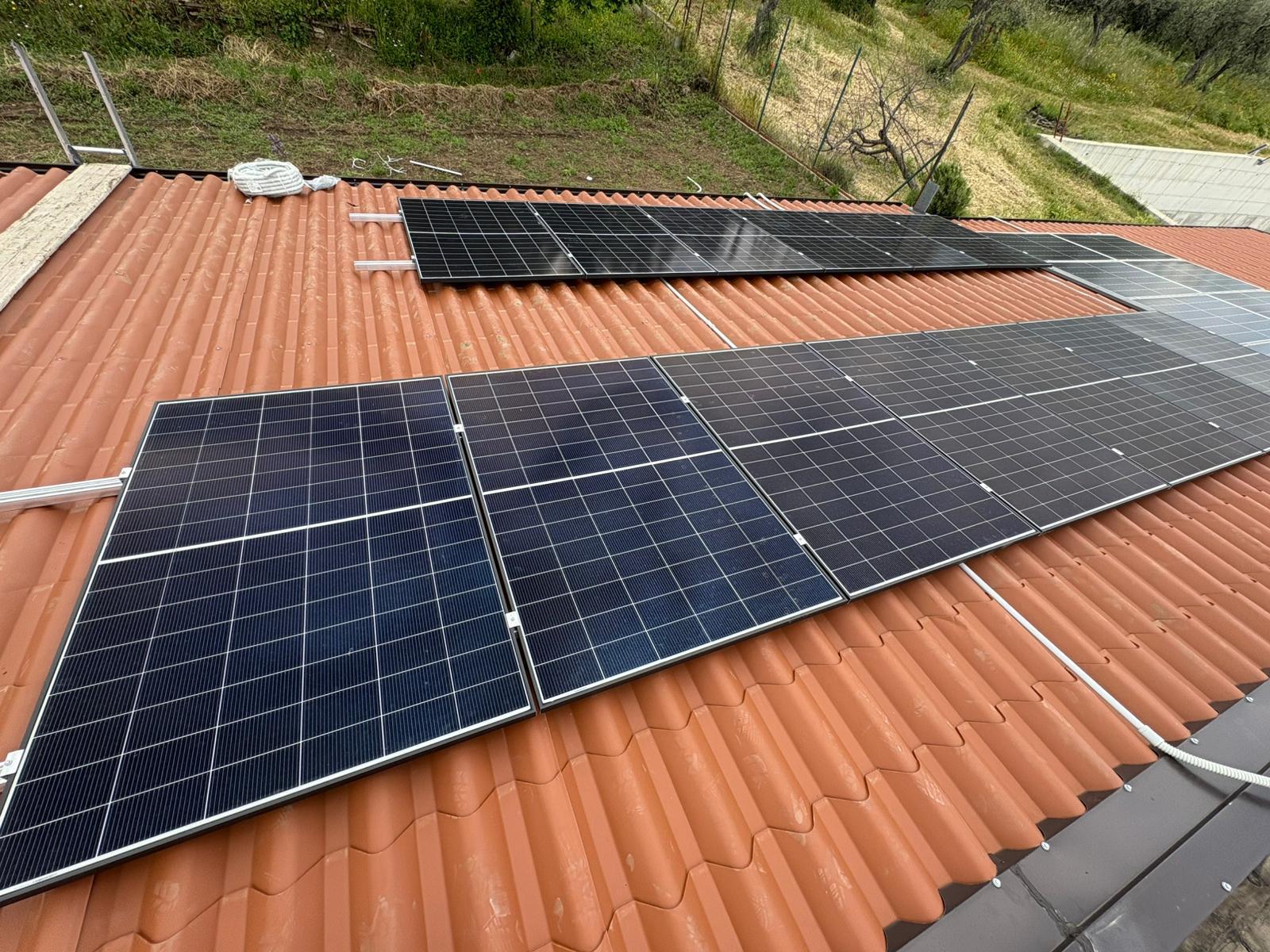 Impianto fotovoltaico su abitazione residenziale a Melfi da 6 kWp