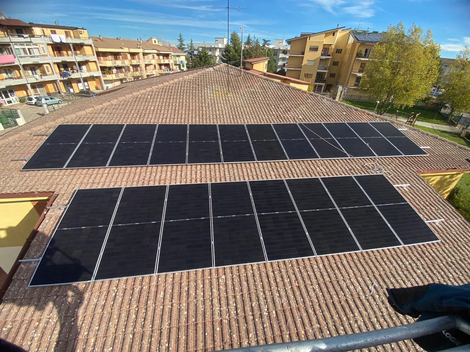 Impianto fotovoltaico con accumulo su edificio residenziale a Venosa da 12 kWp e 13 kWh